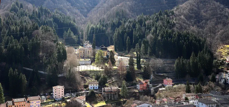 Recoaro_Kleine-Dolomiten_Kurort_Thermenanlage